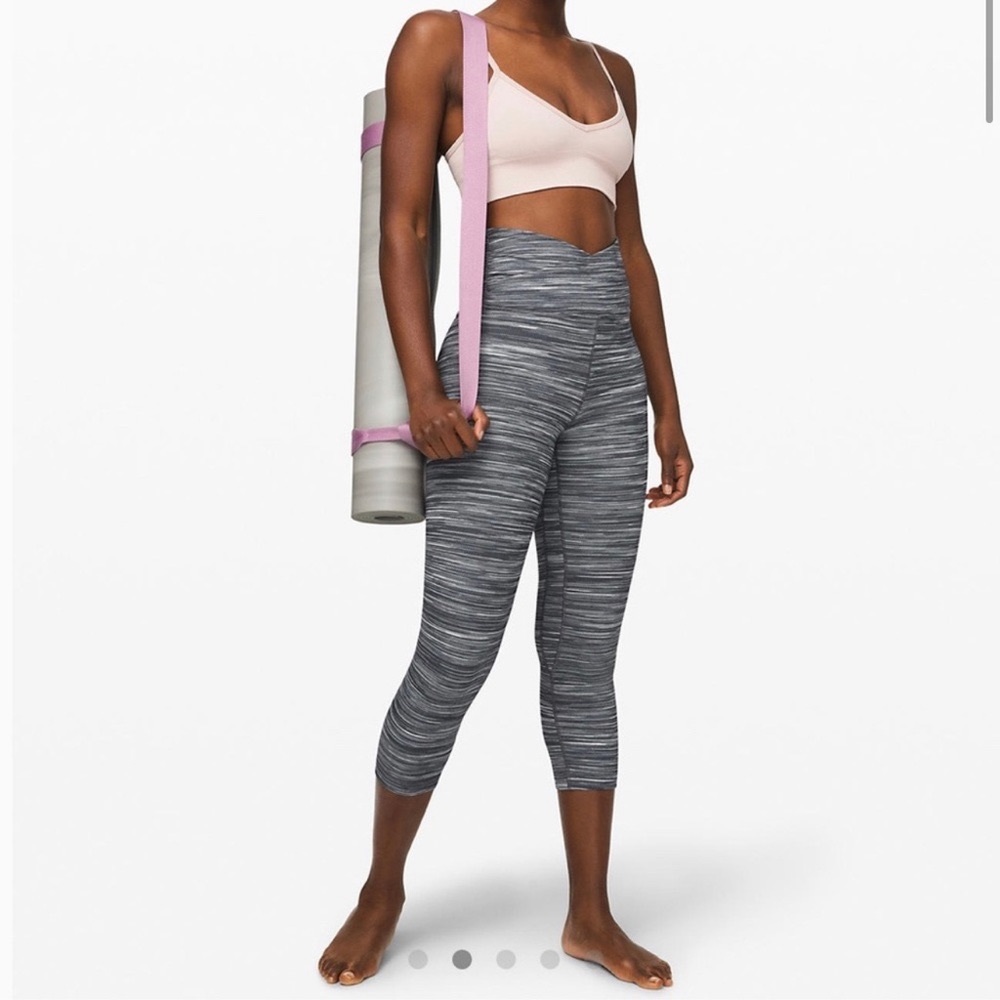 LULULEMON ALIGN CRISS CROSS WAIST SZ 4